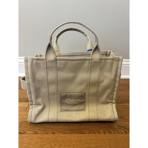 Marc Jacobs The Canvas Medium Tote Bag Beige White Logo Crossbody Strap - Picture 2 of 12